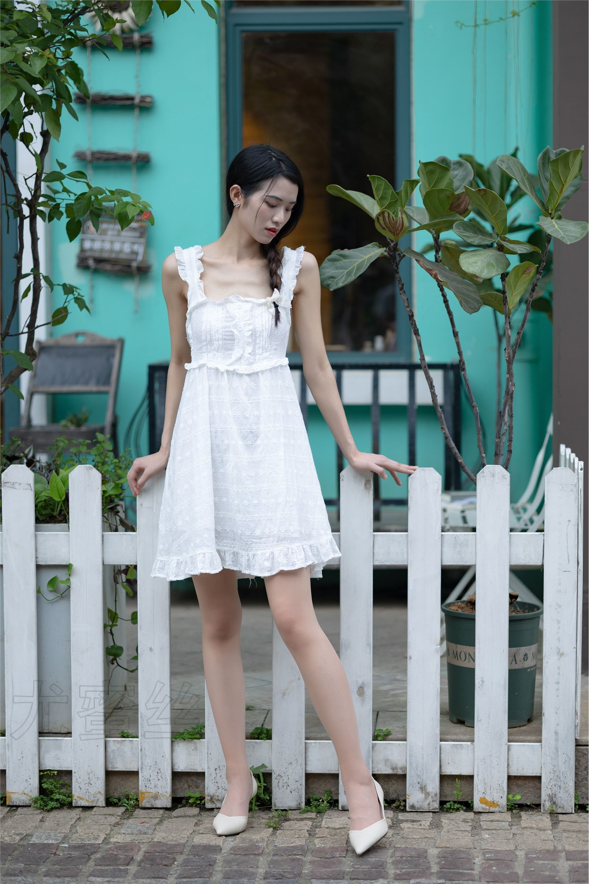 尤蜜丝 穿搭写真 NO.055